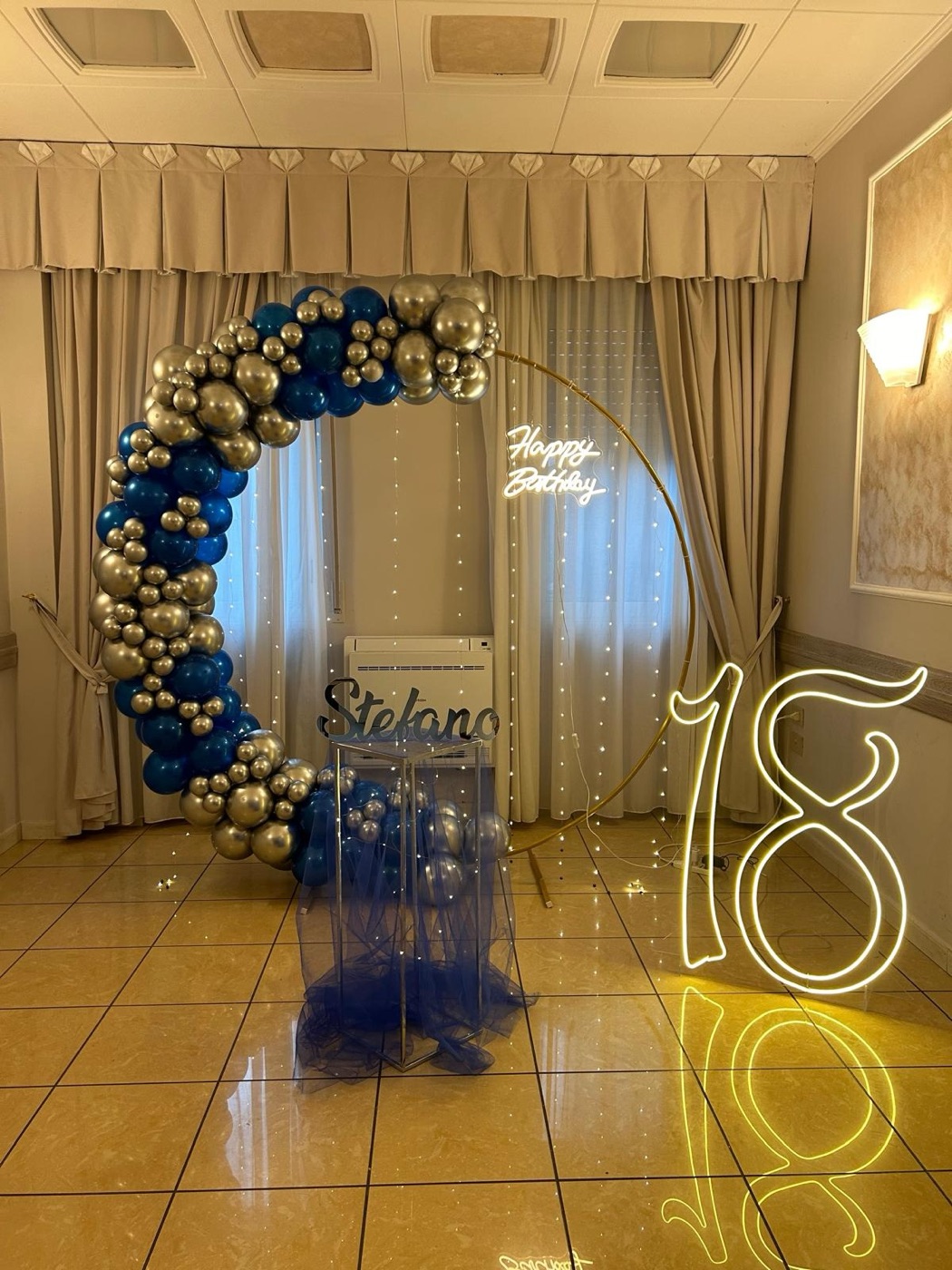 Allestimento con palloncini a Chieti — Adoro! Party