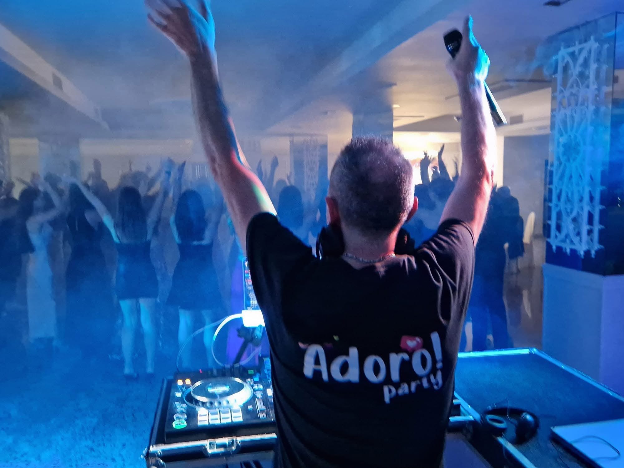 Festa di compleanno con DJ Adoro! Party